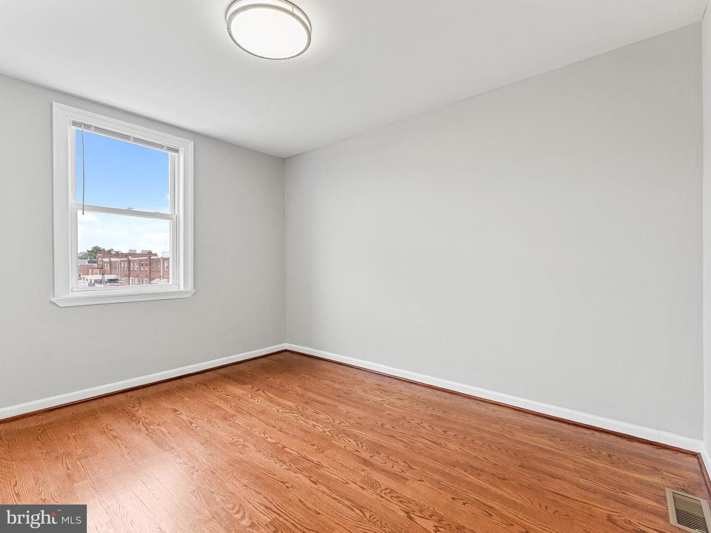 2715 Snyder Avenue photo 28