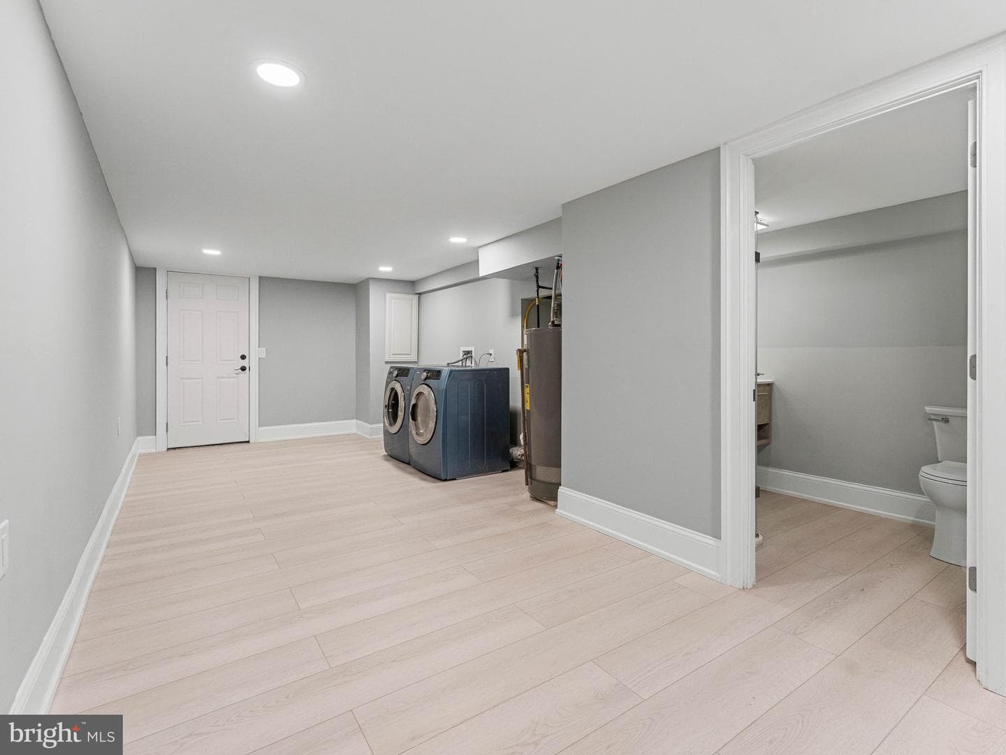 2715 Snyder Avenue photo 34