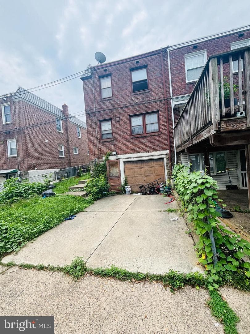 1839 Stanwood Street photo 4
