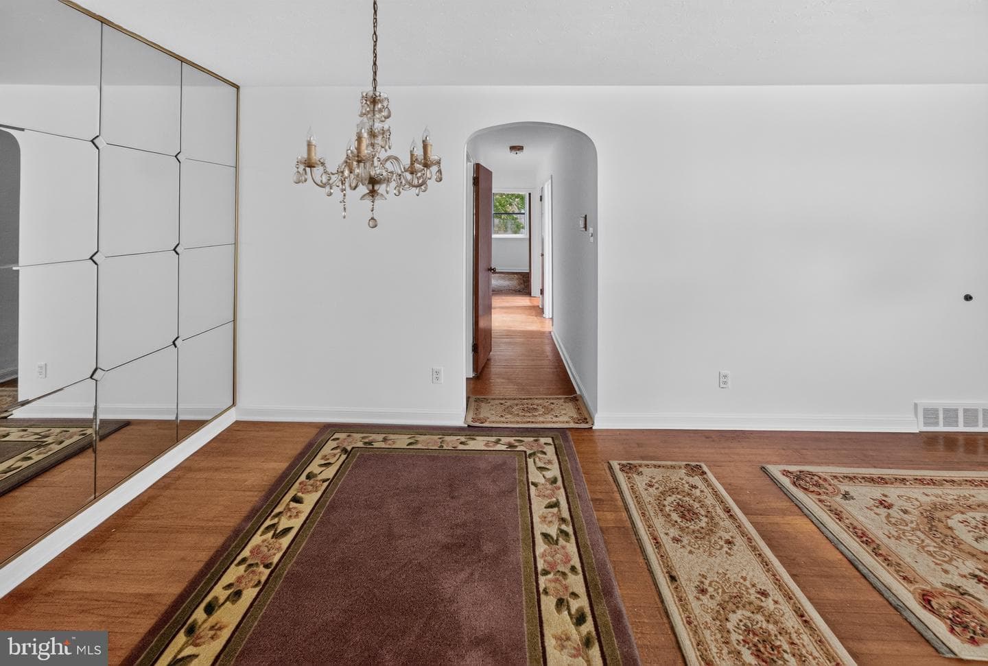 2233 Solly Avenue photo 8