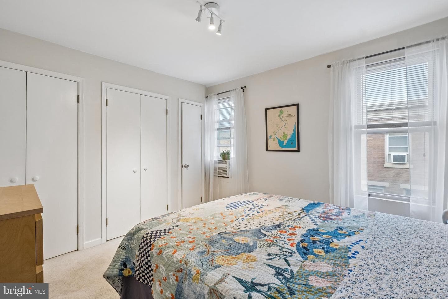 3141 Livingston Street photo 18