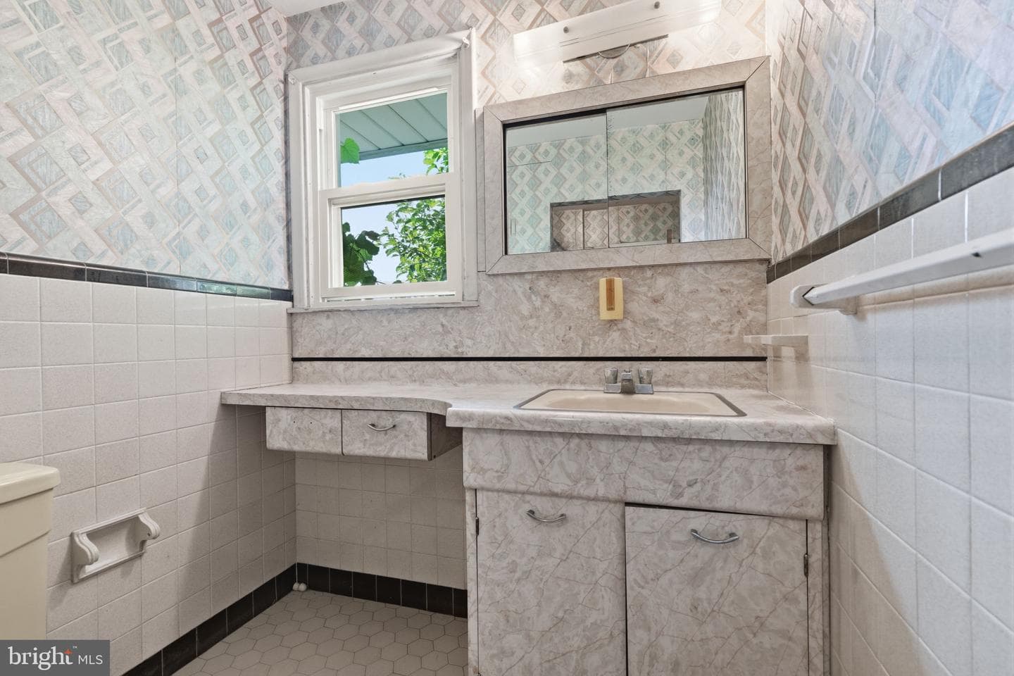 9219 Burbank Road photo 14