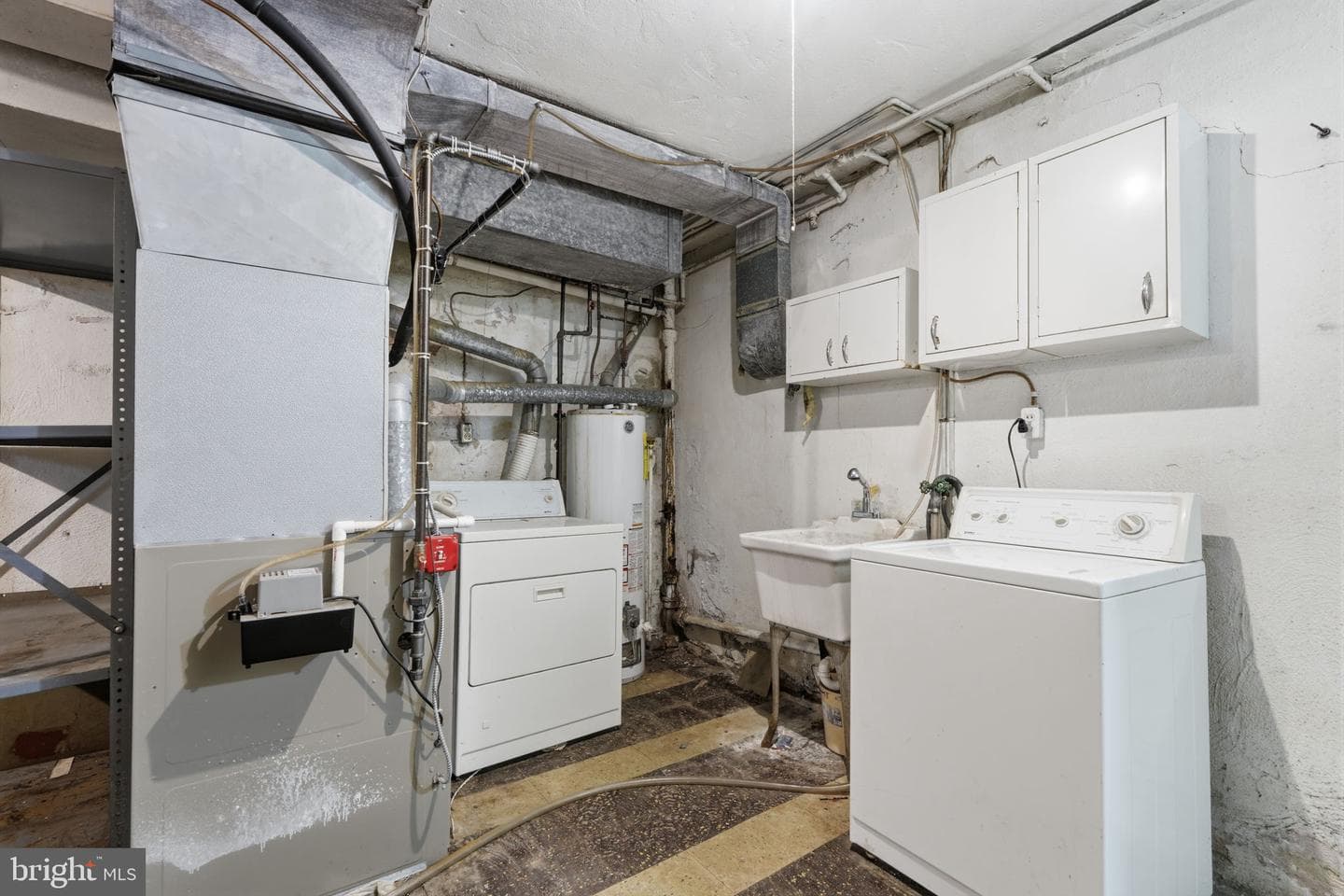 9219 Burbank Road photo 25