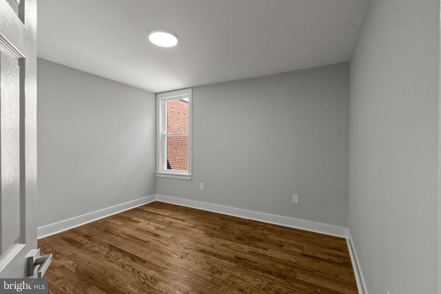 1606 E Washington Lane photo 23