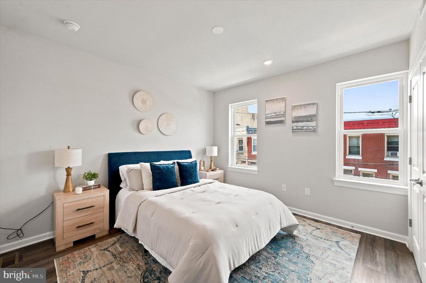 1207 S Harmony Street photo 17