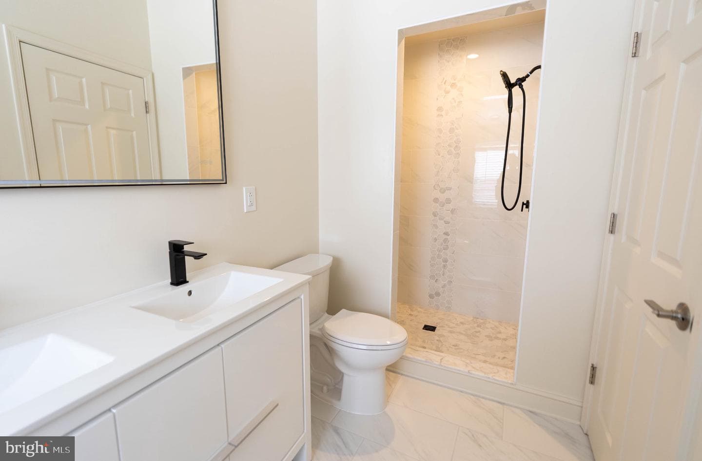 907 S Darien Way photo 21