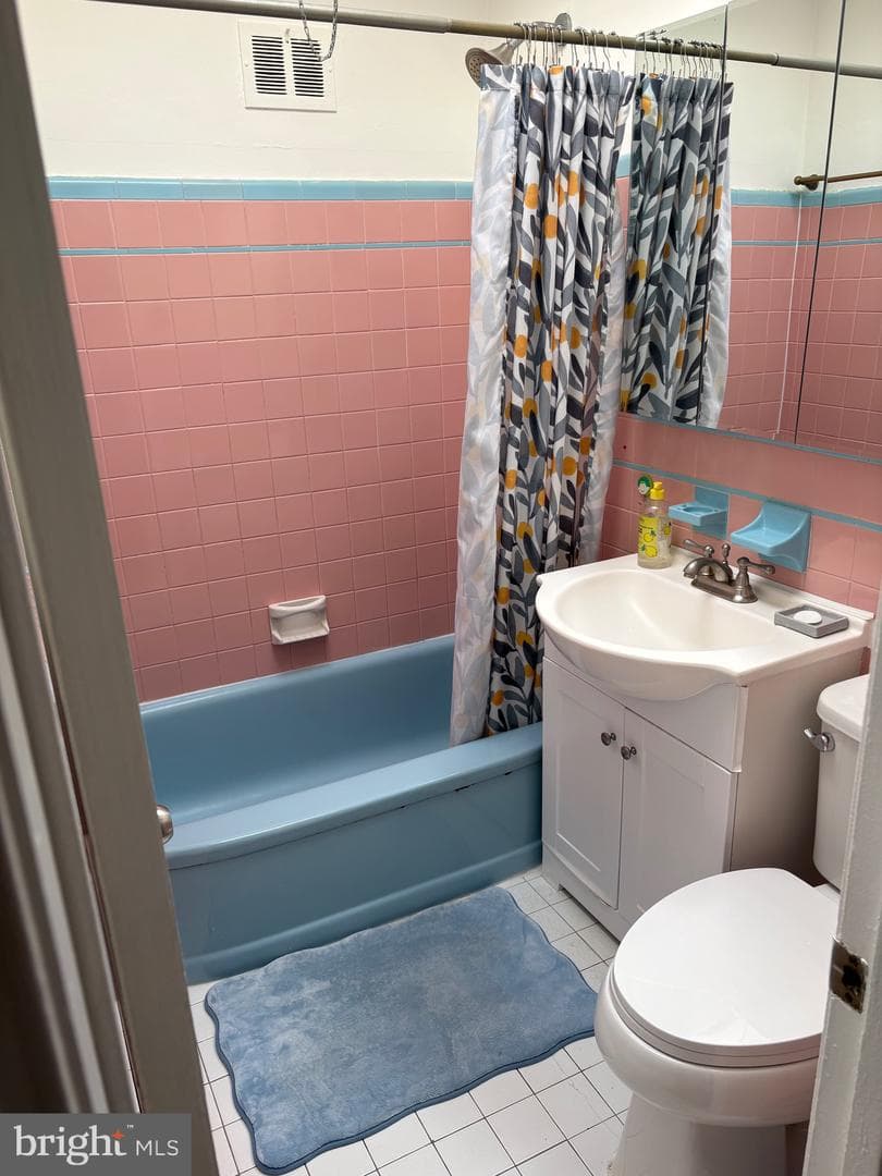 6716 Akron Street photo 27