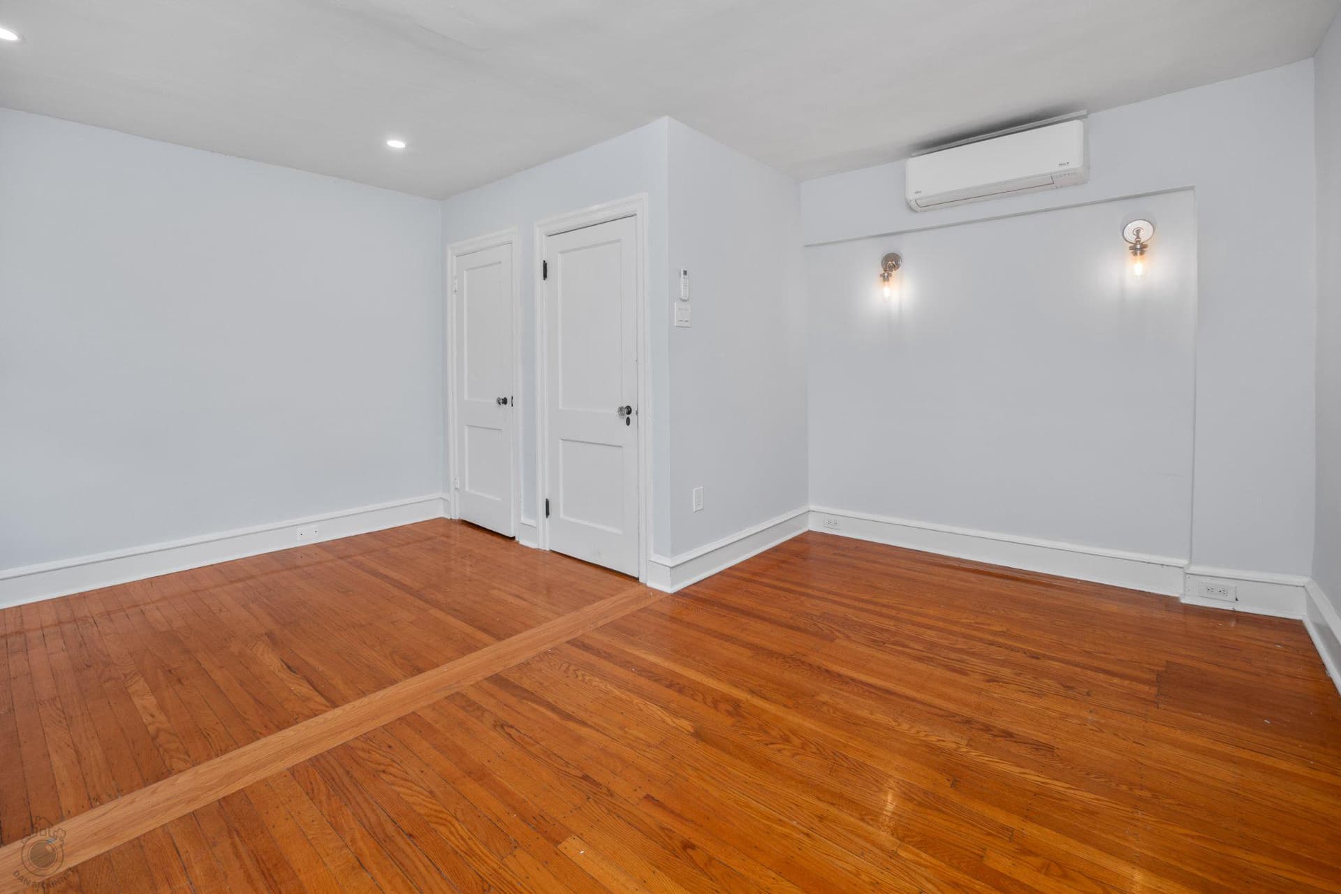 7226 Devon Street photo 12