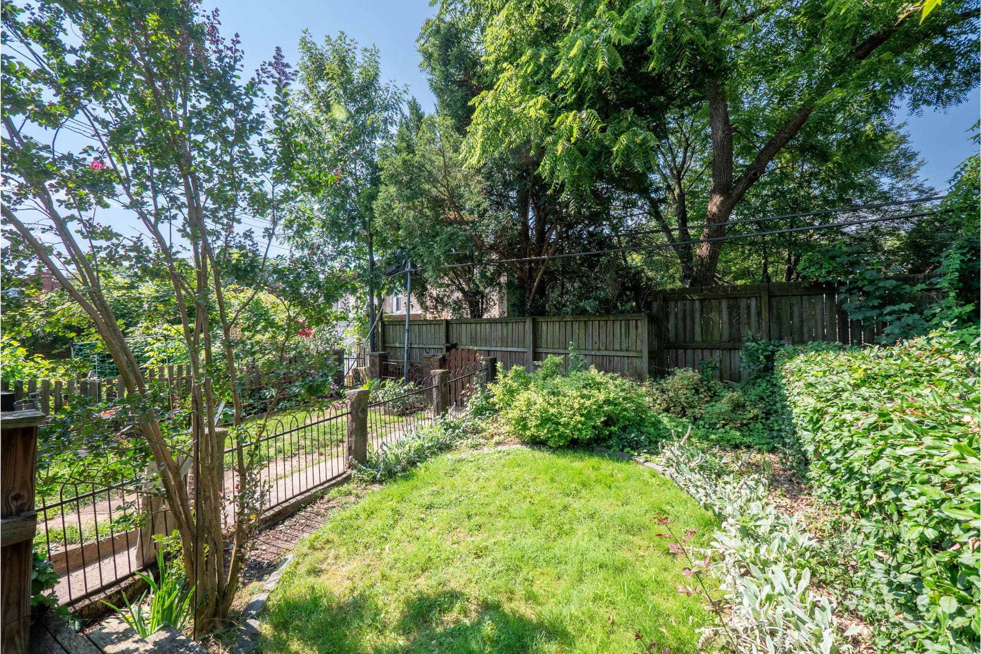7226 Devon Street photo 23