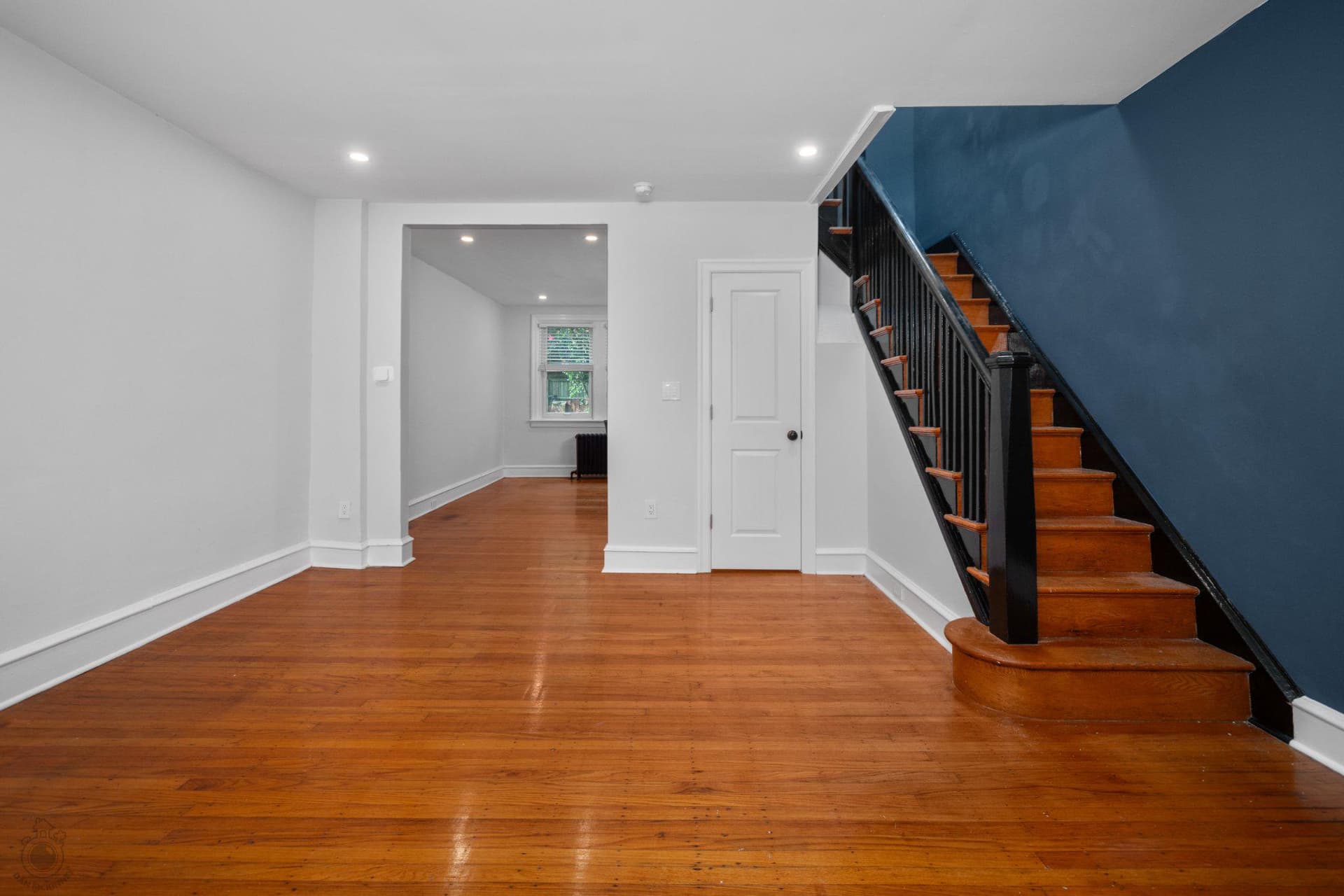 7226 Devon Street photo 5