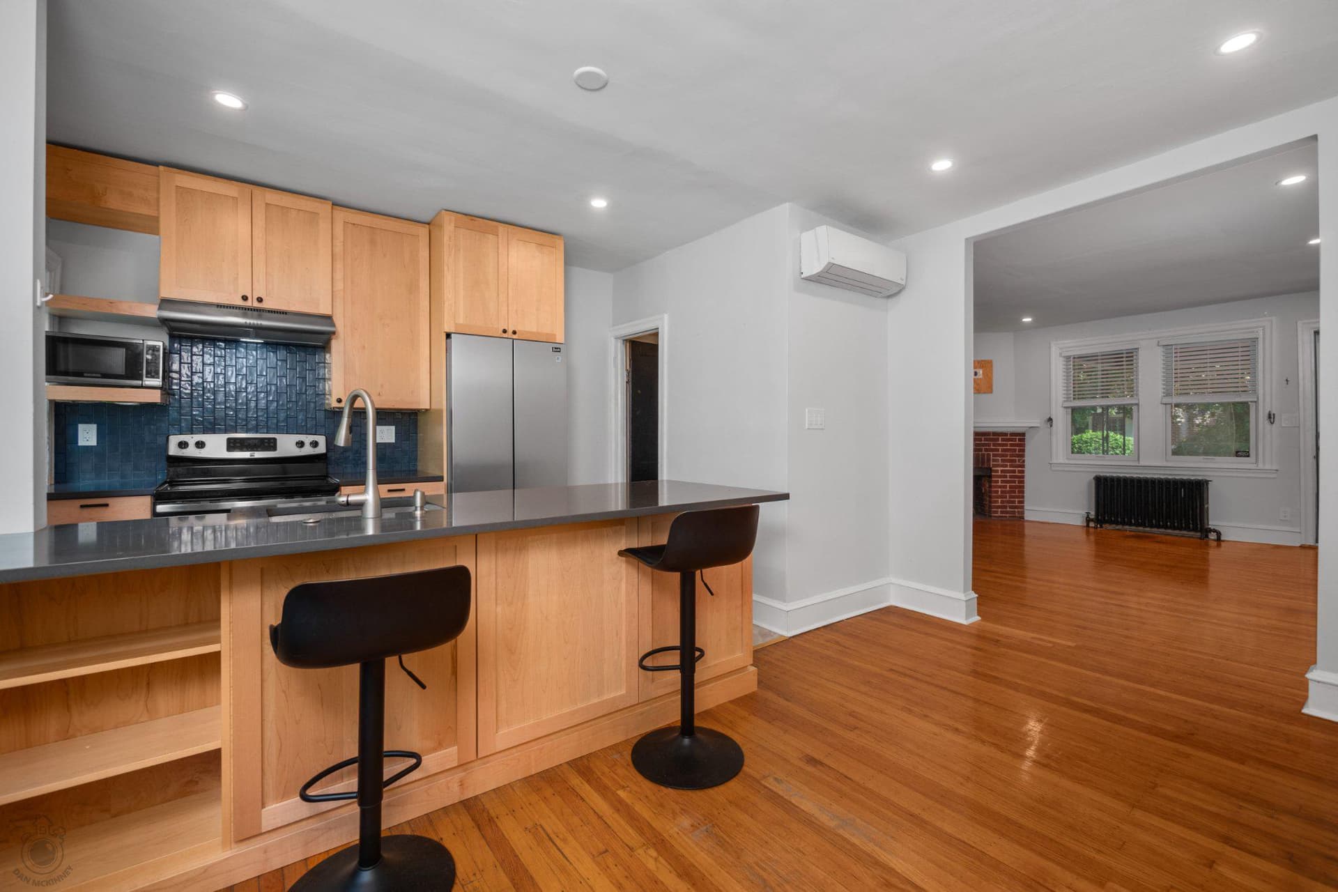 7226 Devon Street photo 8