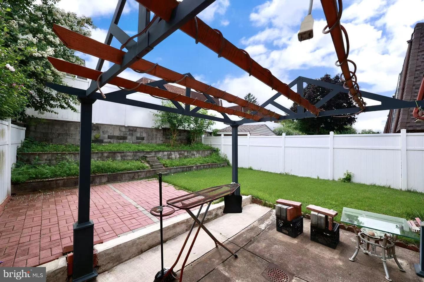 2156 Conwell Avenue photo 37