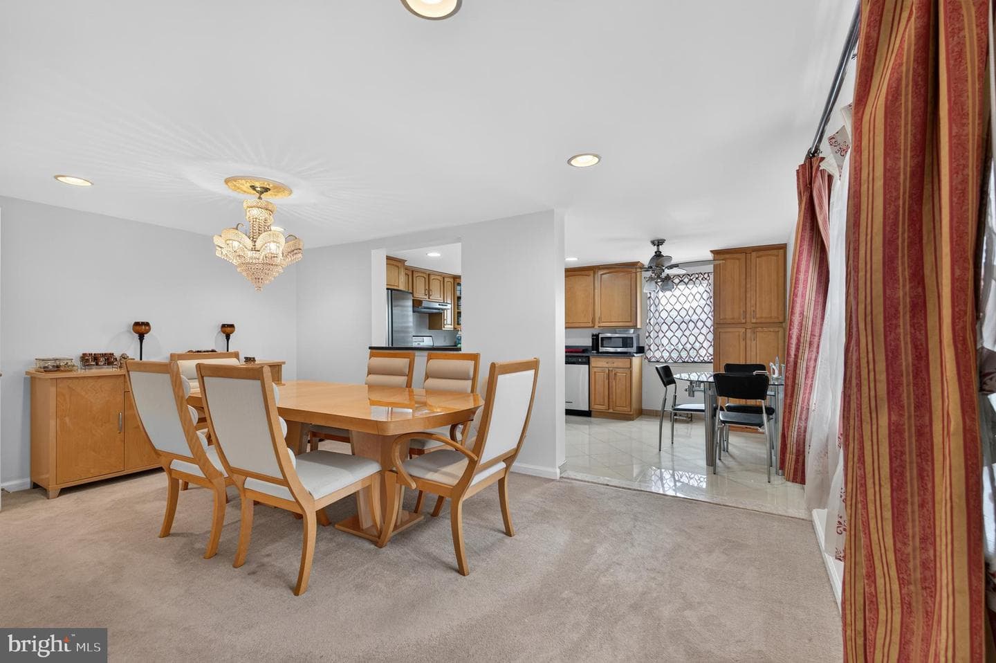 662 Lawler Street photo 10