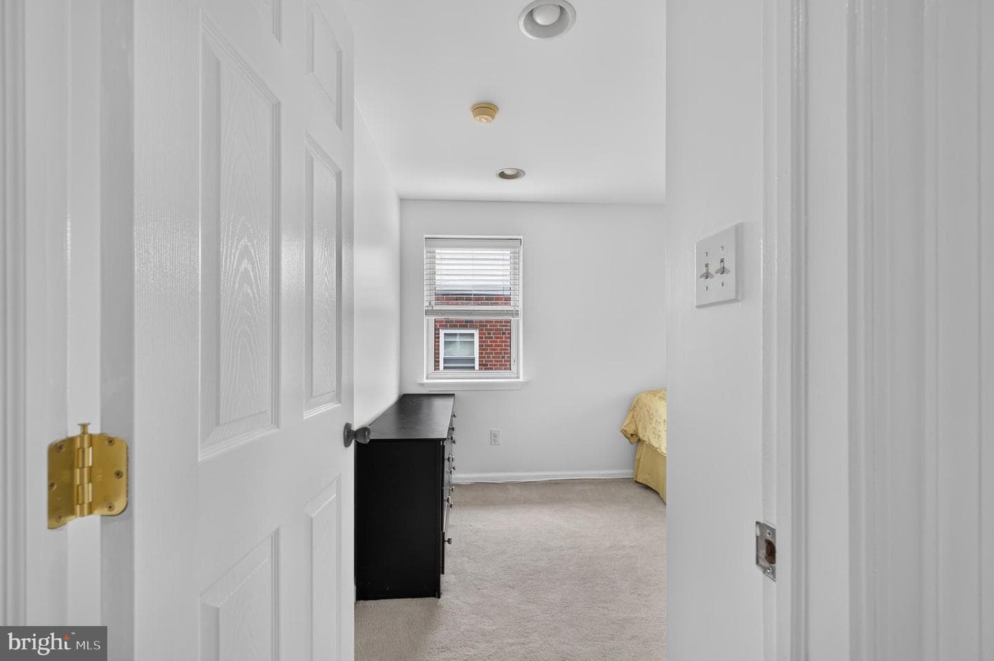 662 Lawler Street photo 24