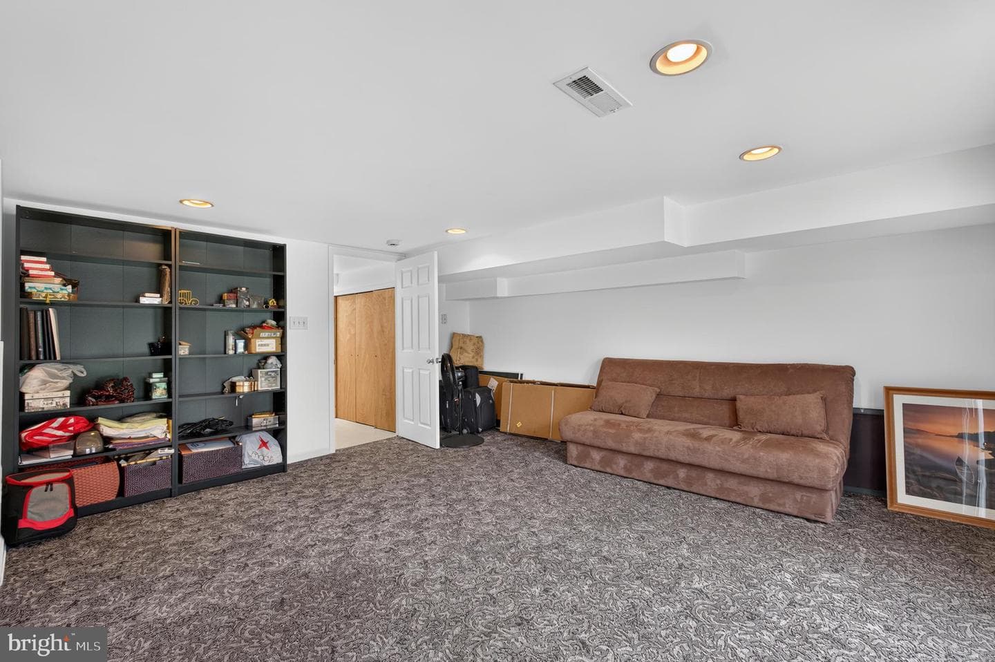 662 Lawler Street photo 30