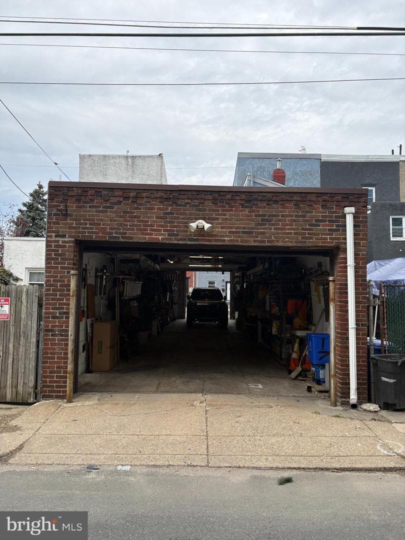 2617 Salmon Street photo 5