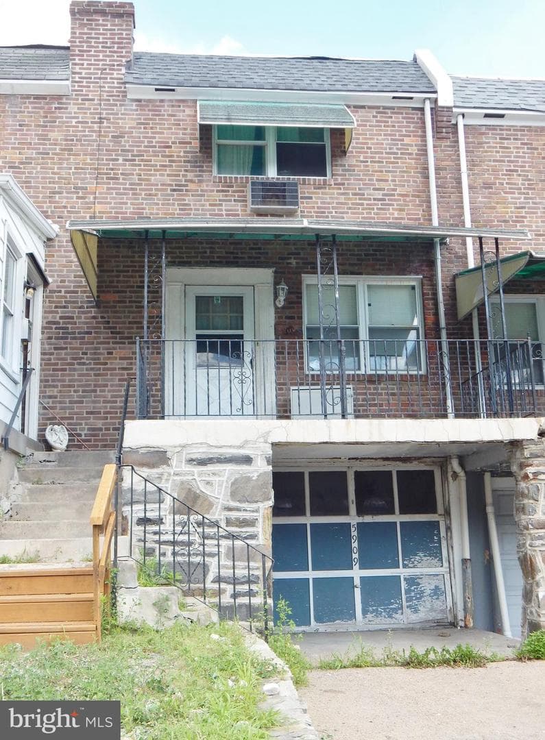 5909 Newtown Avenue, Philadelphia