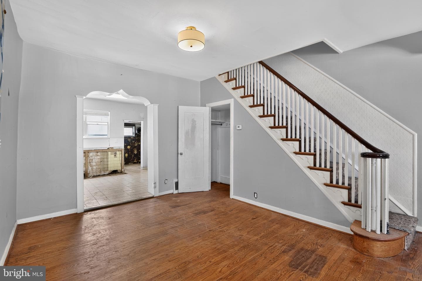 1014 Tree Street photo 7