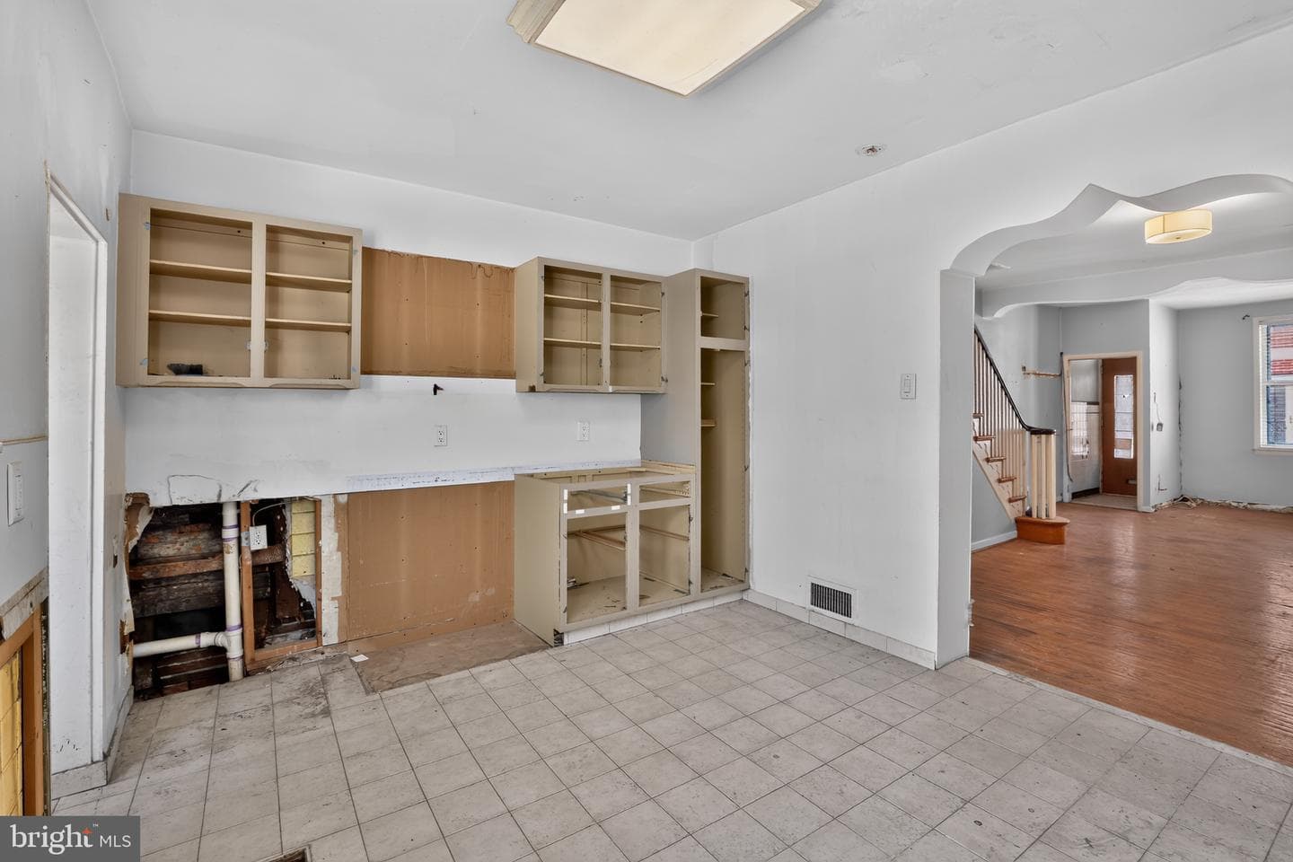 1014 Tree Street photo 9