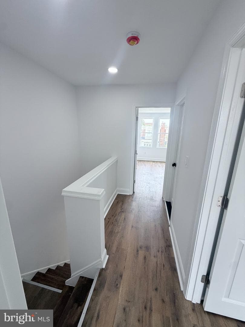 6711 Cornelius Street photo 34