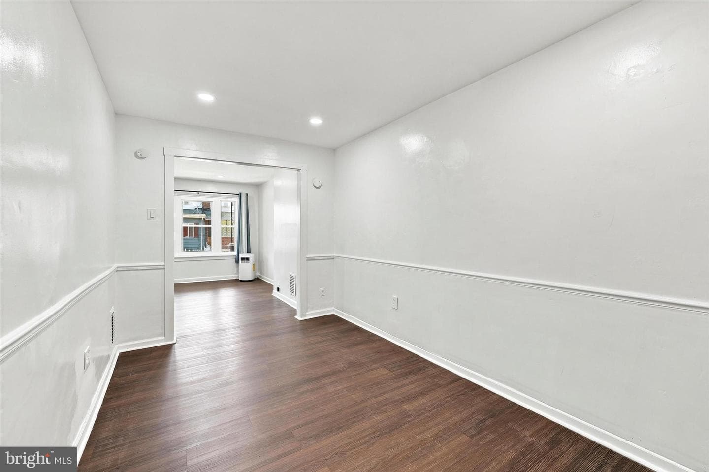 2550 Carroll Street photo 7