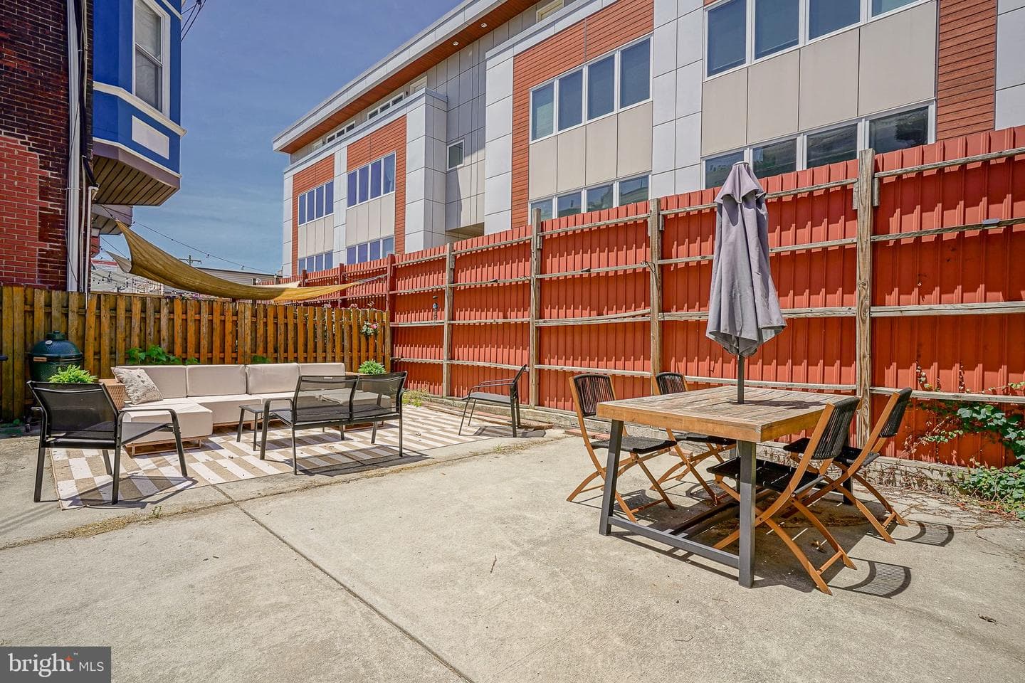 1206 E Susquehanna Avenue photo 4