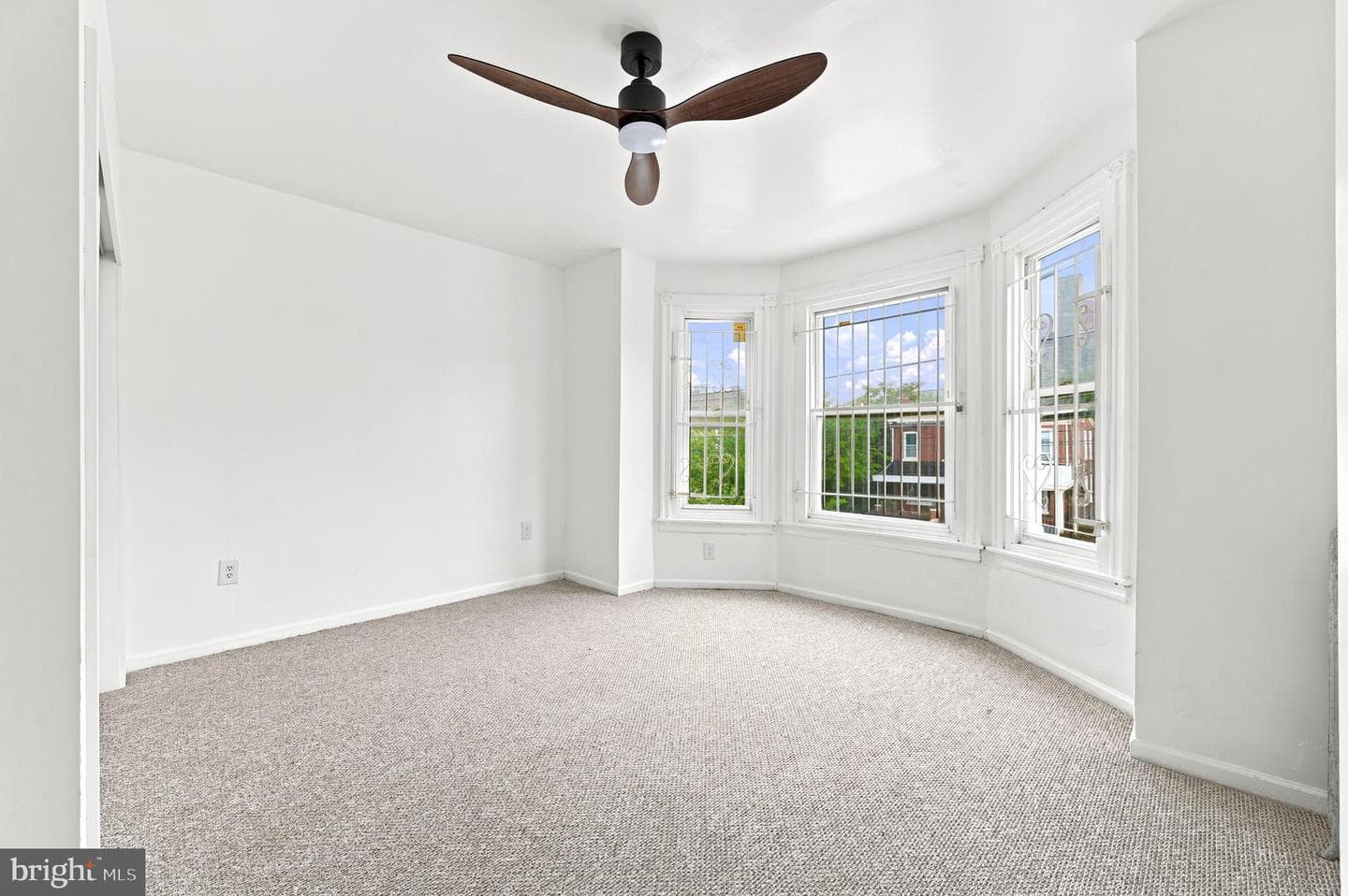 1030 E Chelten Avenue photo 9