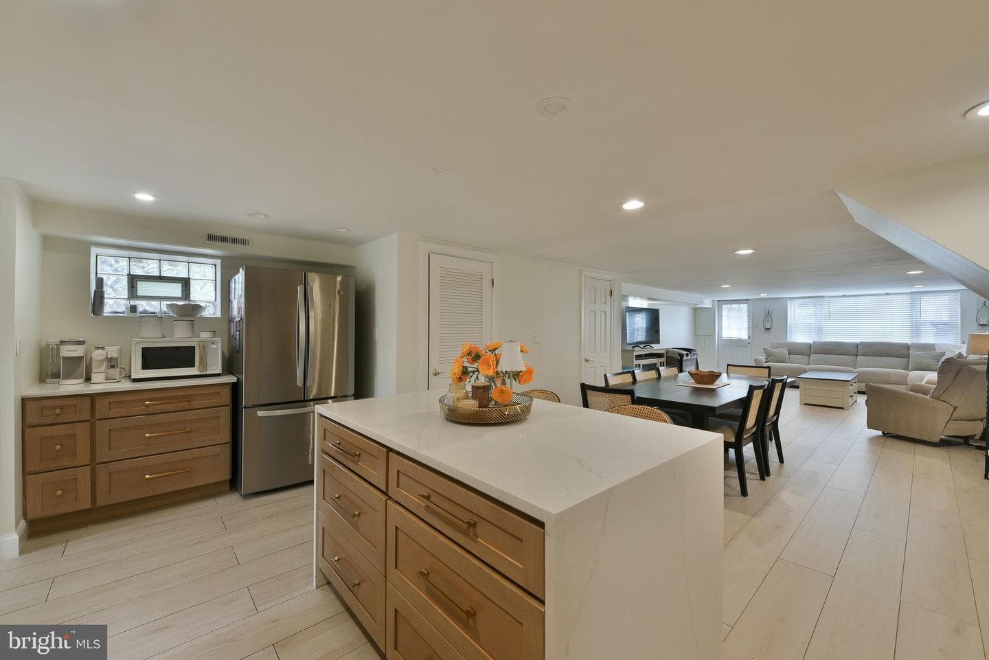 3137 Draper Street photo 10