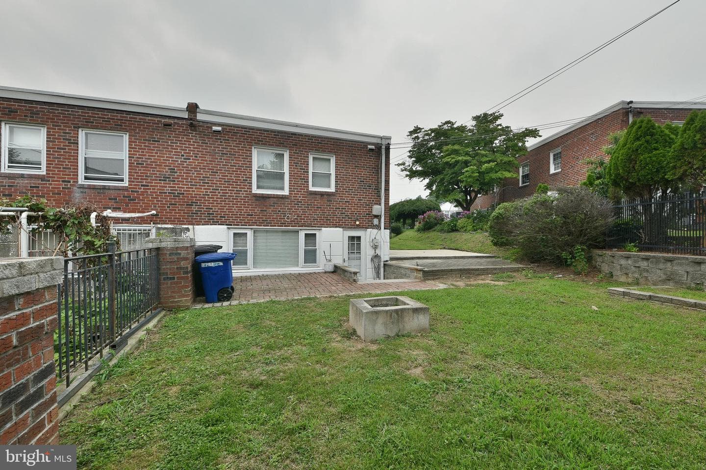 3137 Draper Street photo 32
