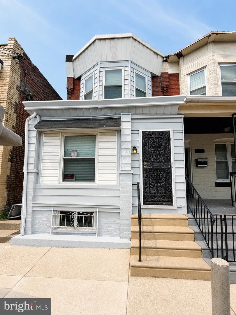 5557 Walton Avenue, Philadelphia