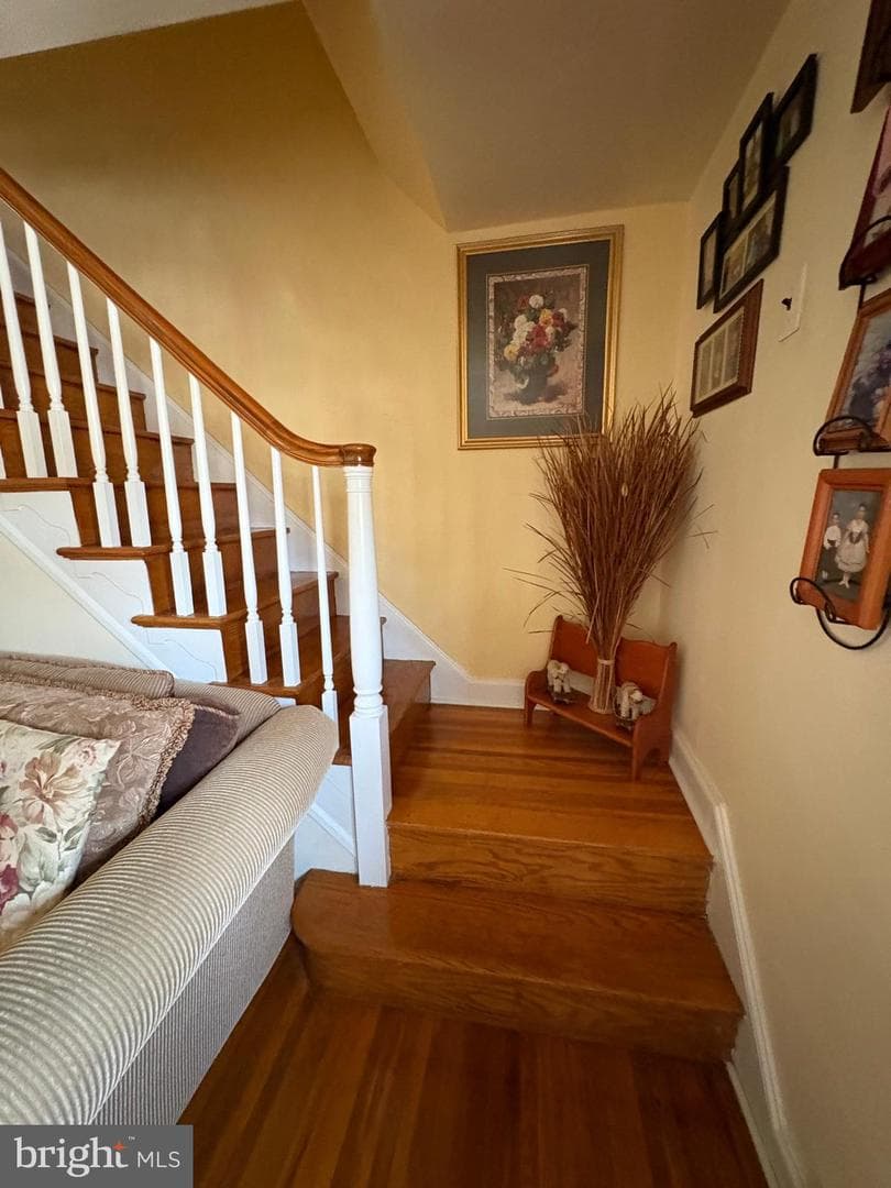 1214 Hale Street photo 24