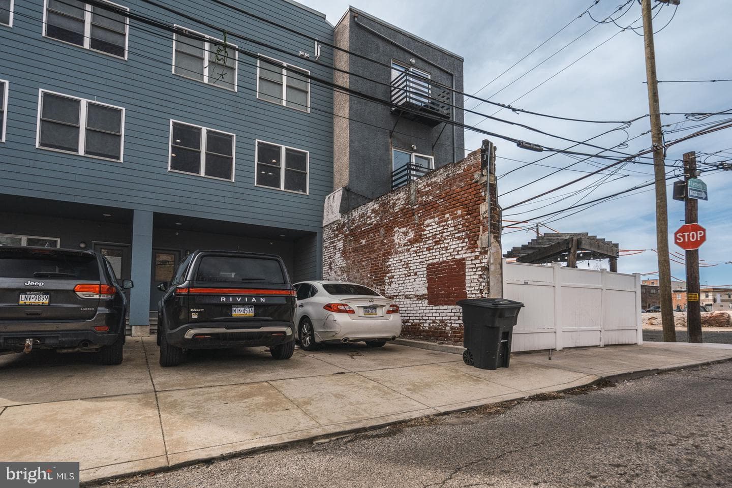 2603 E Hagert Street #a photo 19