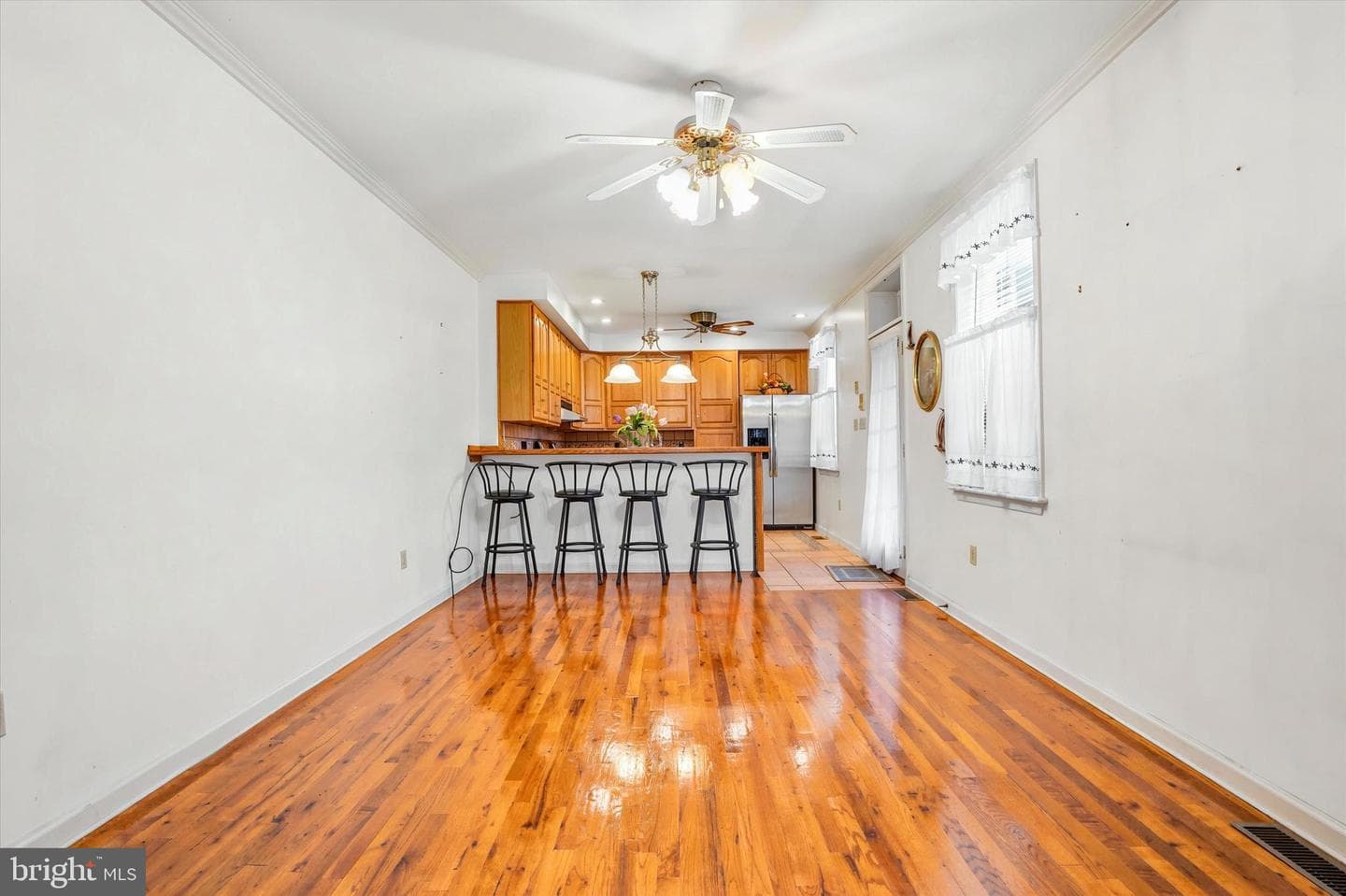 523-525 Mifflin Street photo 13
