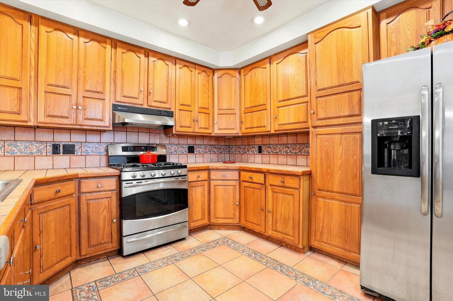 523-525 Mifflin Street photo 17