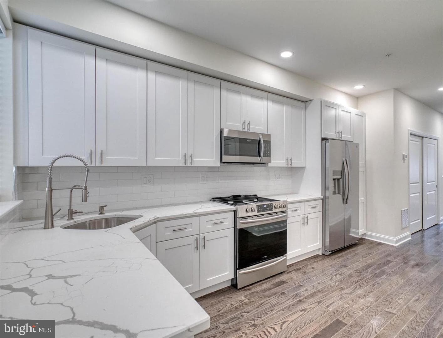 1211 Peters Street photo 5