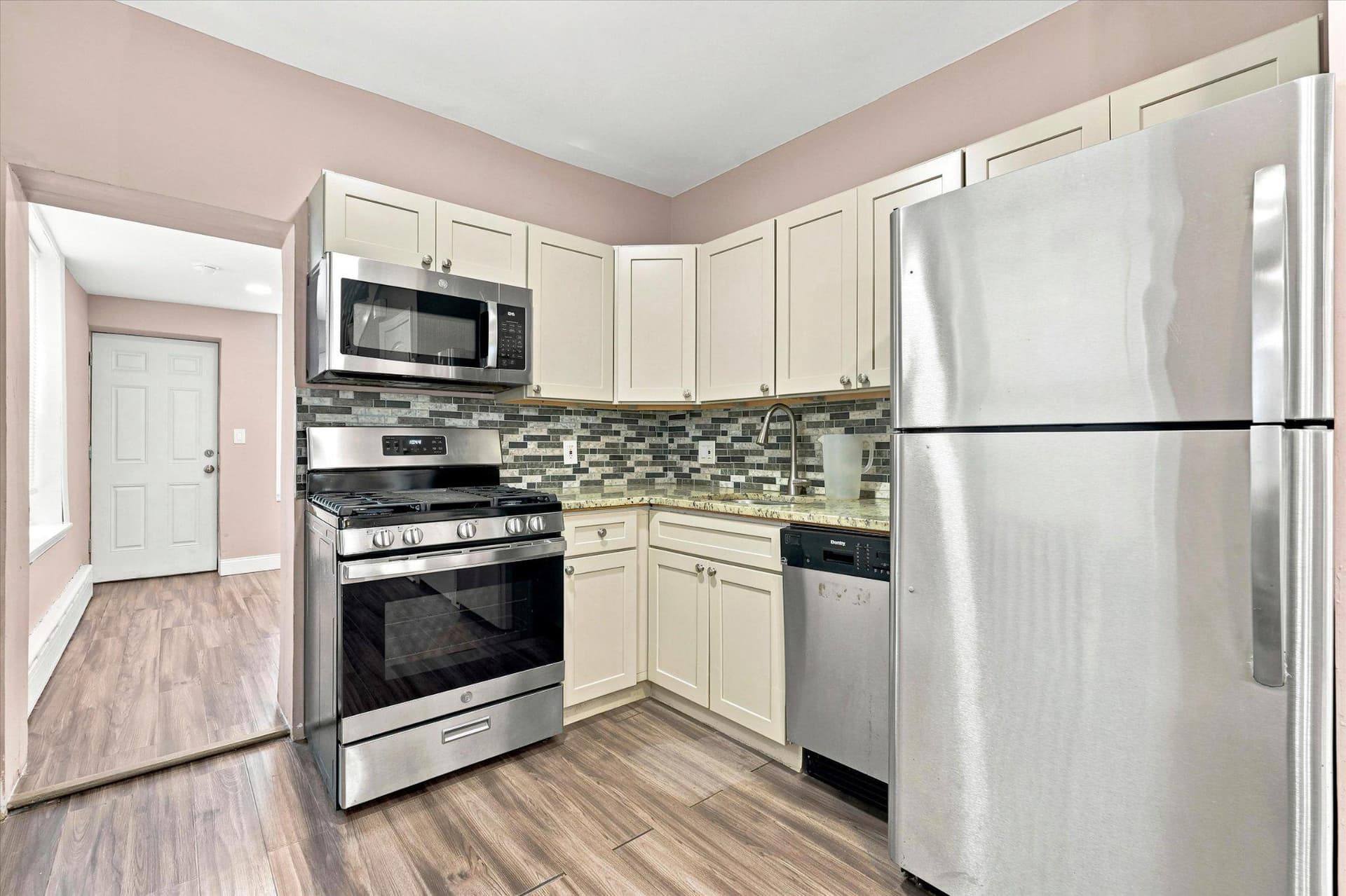 3474 Amber Street photo 3
