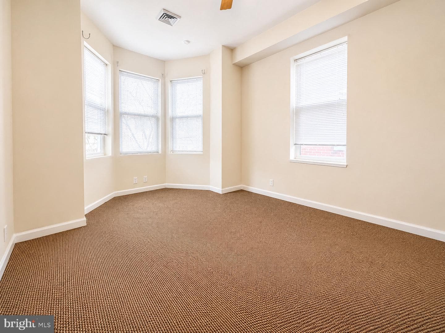 1828 N Willington Street photo 12
