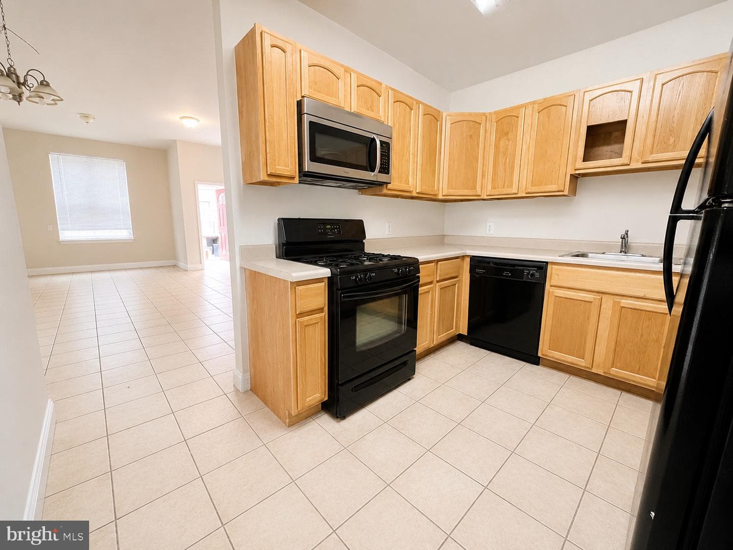 1828 N Willington Street photo 6