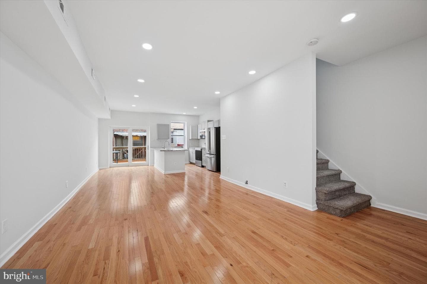 5921 Belmar Terrace photo 6