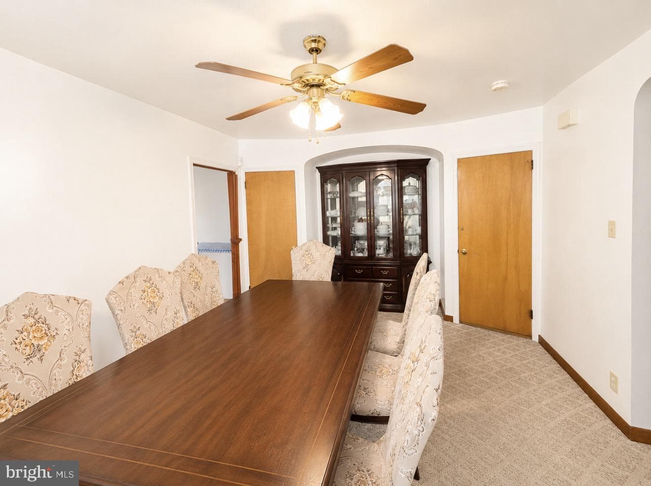 1221 Knorr Street photo 9