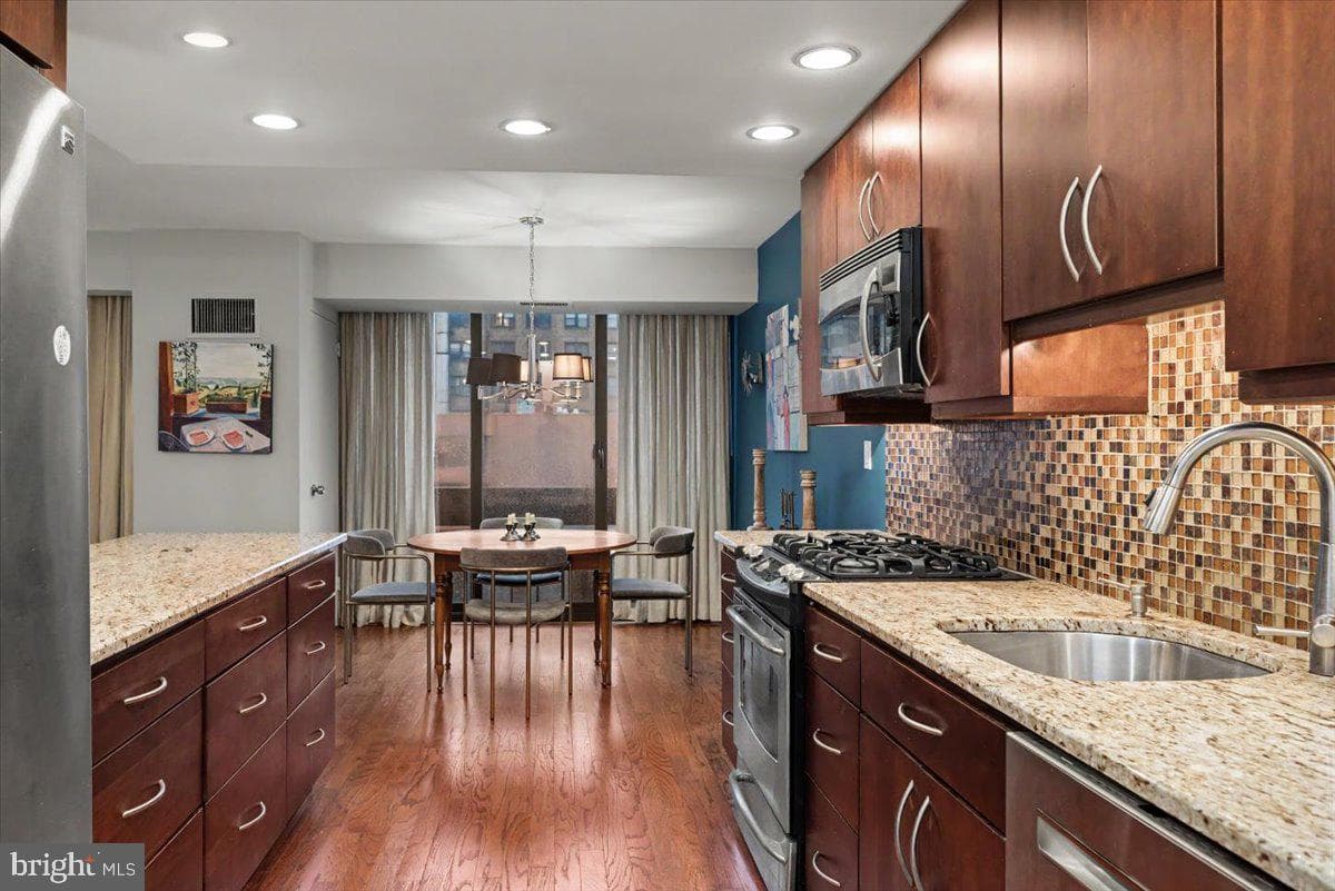 1326 Spruce Street #1101 photo 10