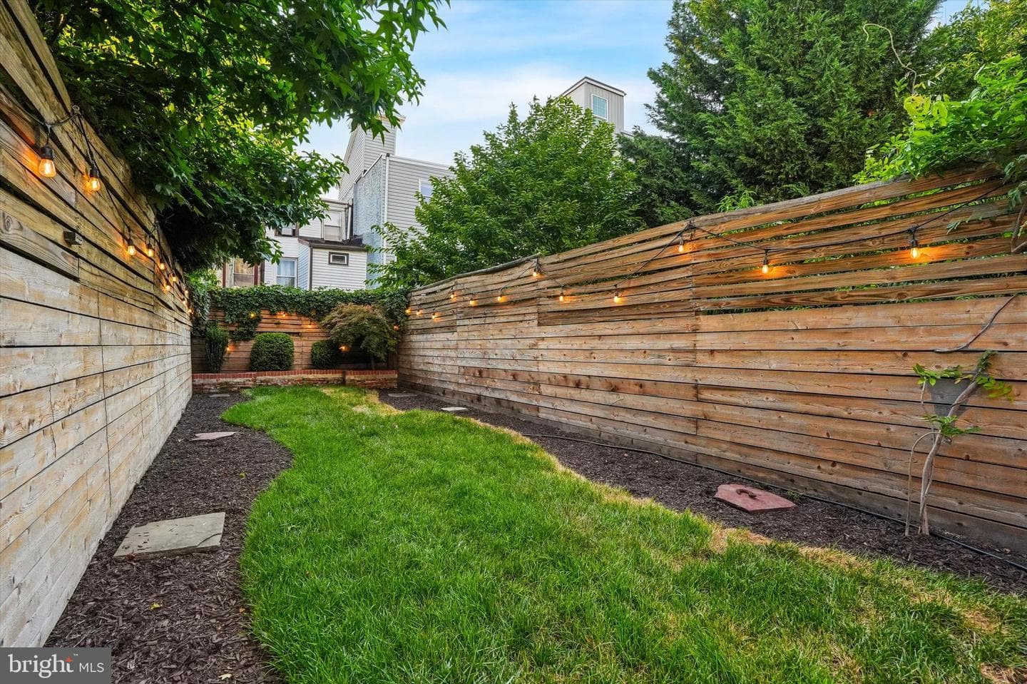 1232 Crease Street photo 10
