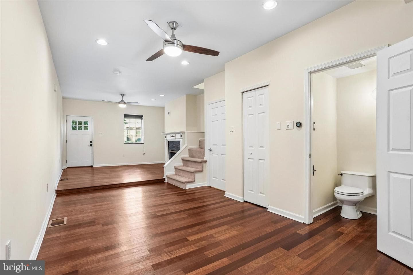 1232 Crease Street photo 18