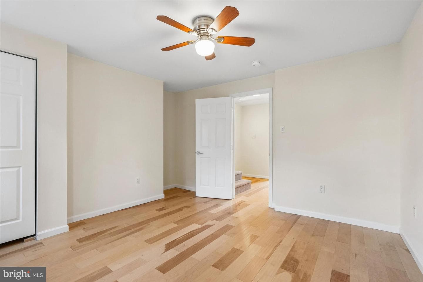 1232 Crease Street photo 25