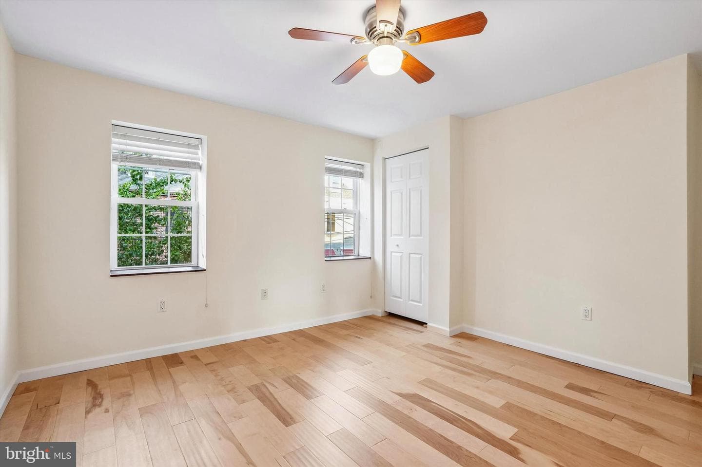 1232 Crease Street photo 28