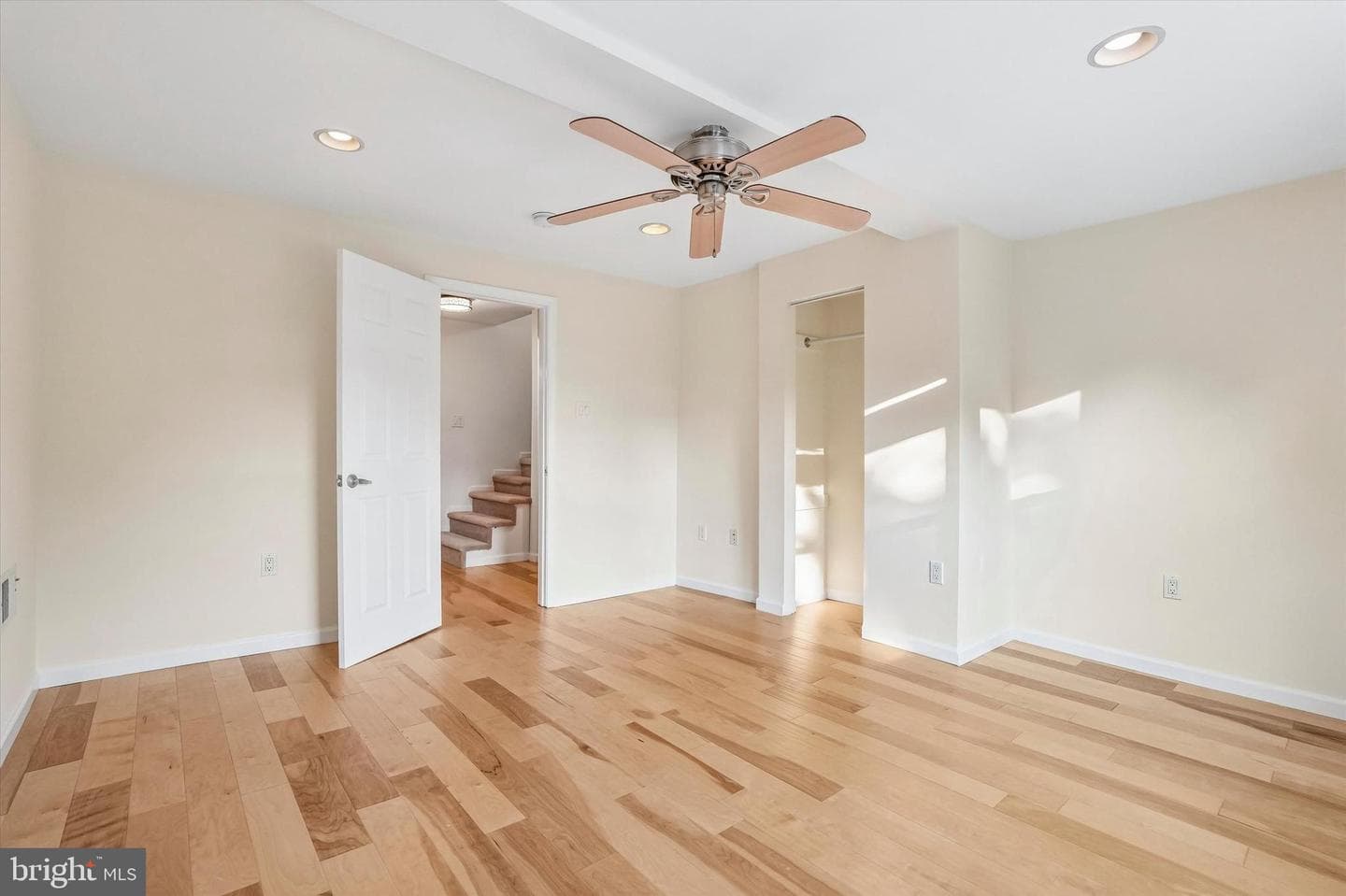 1232 Crease Street photo 30