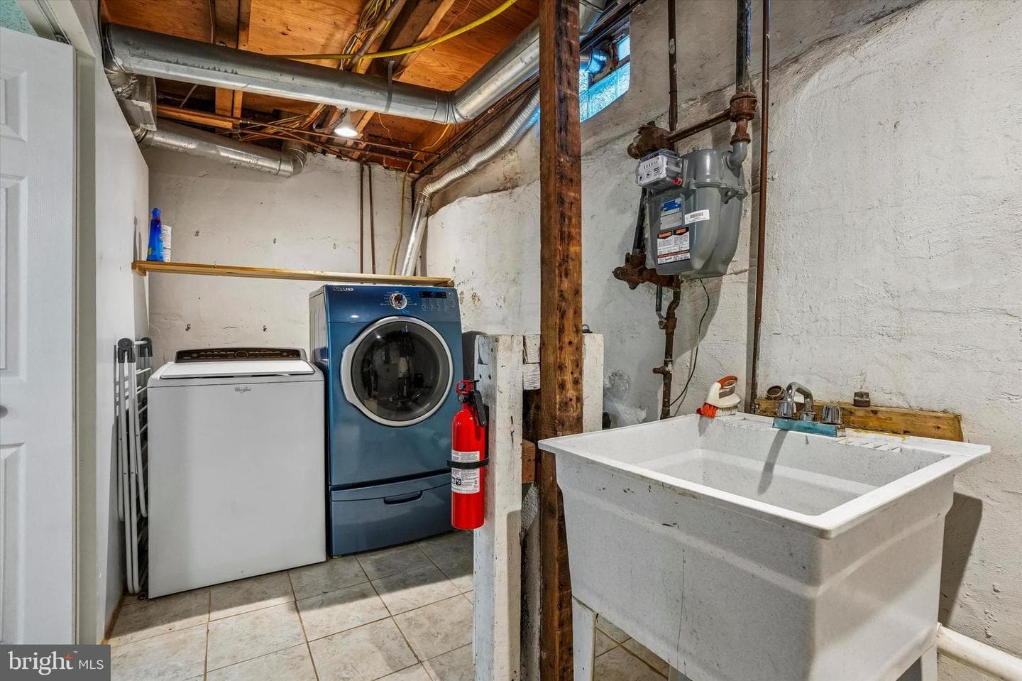 1232 Crease Street photo 34