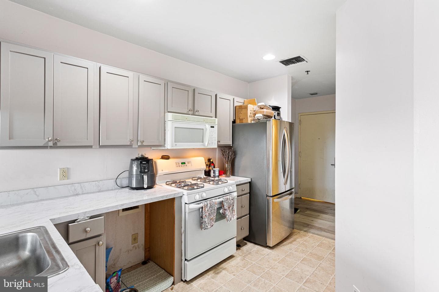 1100 Vine Street #1402 photo 7