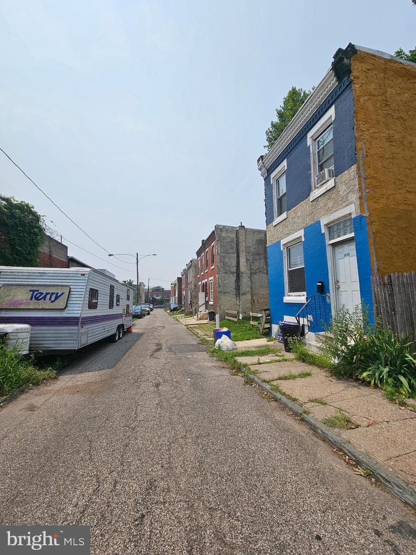 3830 N Camac Street photo 5