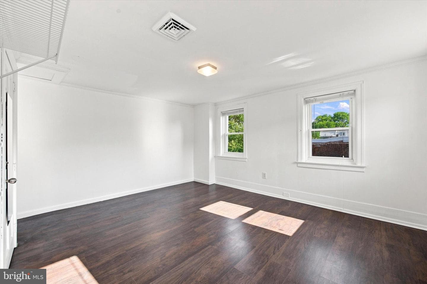 4518 Walnut Street photo 29